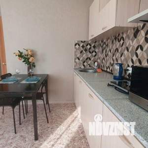 1-к квартира, посуточно, 33м2, 1/1 этаж