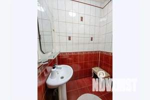 2-к квартира, посуточно, 10м2, 1/1 этаж