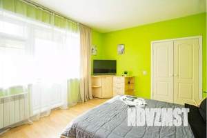 1-к квартира, посуточно, 44м2, 4/9 этаж