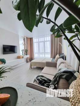 Студия квартира, посуточно, 28м2, 3/7 этаж