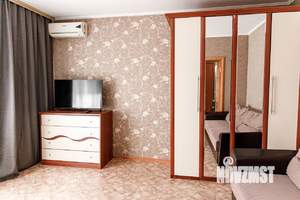 1-к квартира, посуточно, 37м2, 2/9 этаж