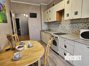 2-к квартира, посуточно, 55м2, 1/1 этаж