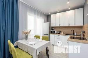 1-к квартира, посуточно, 40м2, 11/16 этаж