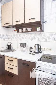 2-к квартира, посуточно, 44м2, 1/1 этаж