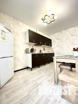 1-к квартира, посуточно, 42м2, 2/16 этаж