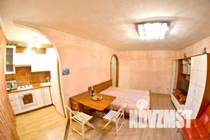 2-к квартира, посуточно, 48м2, 2/5 этаж