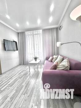 2-к квартира, посуточно, 50м2, 3/15 этаж