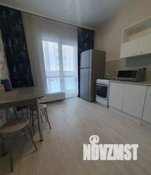 1-к квартира, посуточно, 38м2, 1/9 этаж