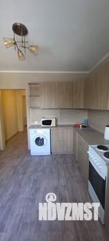 1-к квартира, посуточно, 40м2, 7/14 этаж