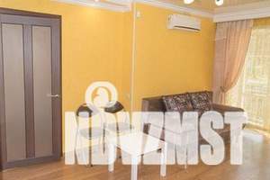 1-к квартира, посуточно, 60м2, 2/5 этаж