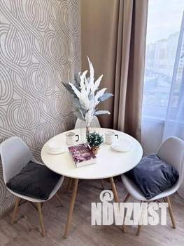 2-к квартира, посуточно, 55м2, 1/1 этаж