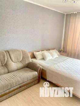 2-к квартира, посуточно, 45м2, 1/1 этаж