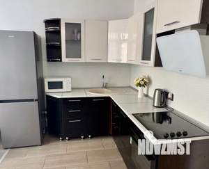 1-к квартира, посуточно, 48м2, 1/1 этаж