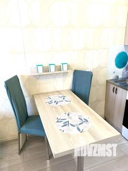 Студия квартира, посуточно, 30м2, 11/16 этаж