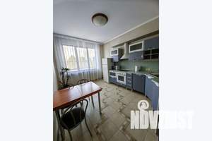 2-к квартира, посуточно, 10м2, 1/1 этаж