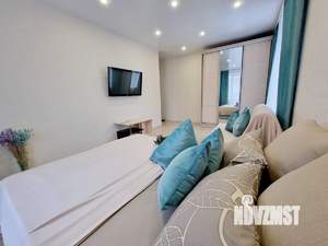 1-к квартира, посуточно, 35м2, 4/5 этаж