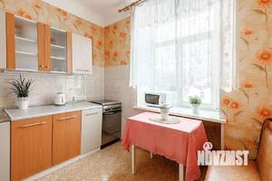 2-к квартира, посуточно, 50м2, 1/1 этаж