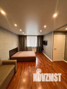 1-к квартира, посуточно, 33м2, 2/5 этаж