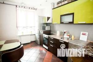 4-к квартира, посуточно, 110м2, 4/4 этаж