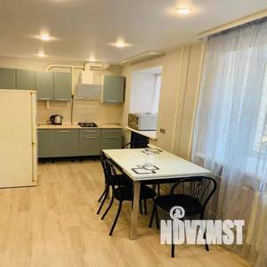 2-к квартира, посуточно, 45м2, 1/5 этаж