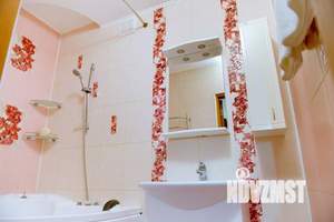 1-к квартира, посуточно, 64м2, 1/1 этаж