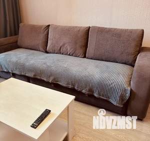 1-к квартира, посуточно, 38м2, 14/16 этаж