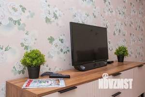 2-к квартира, посуточно, 60м2, 1/1 этаж