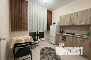 1-к квартира, посуточно, 38м2, 10/16 этаж