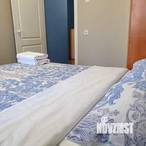 2-к квартира, посуточно, 50м2, 1/1 этаж