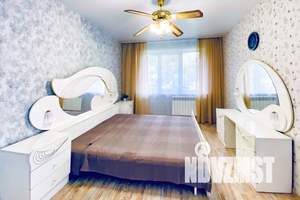 3-к квартира, посуточно, 62м2, 1/5 этаж