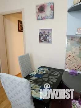 1-к квартира, посуточно, 35м2, 4/10 этаж