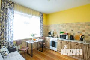 1-к квартира, посуточно, 44м2, 4/9 этаж
