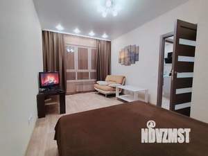 1-к квартира, посуточно, 38м2, 5/5 этаж