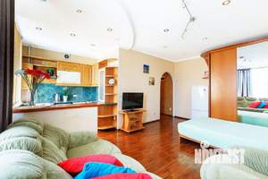 1-к квартира, посуточно, 36м2, 4/5 этаж