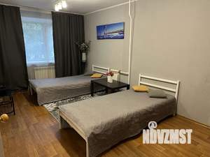 1-к квартира, посуточно, 44м2, 1/5 этаж