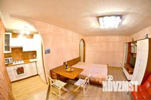 2-к квартира, посуточно, 45м2, 1/1 этаж