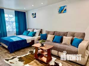 1-к квартира, посуточно, 38м2, 3/5 этаж