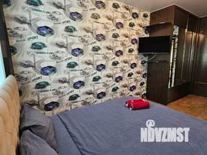 1-к квартира, посуточно, 50м2, 5/5 этаж