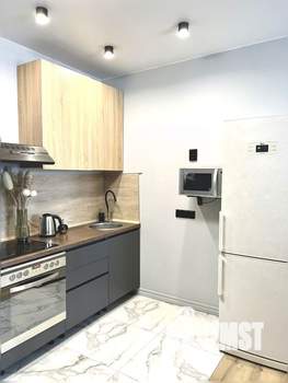 Студия квартира, посуточно, 32м2, 6/17 этаж