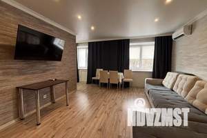 2-к квартира, посуточно, 43м2, 3/5 этаж