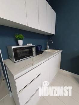 Студия квартира, посуточно, 28м2, 4/18 этаж