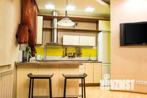 2-к квартира, посуточно, 62м2, 1/1 этаж