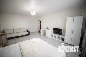 1-к квартира, посуточно, 445м2, 3/10 этаж