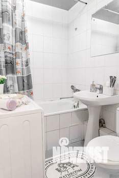 1-к квартира, посуточно, 35м2, 4/5 этаж