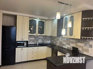 3-к квартира, посуточно, 100м2, 1/1 этаж