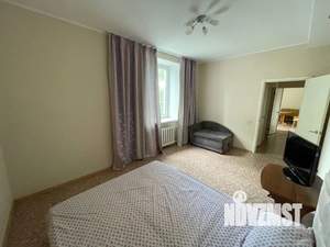 1-к квартира, посуточно, 65м2, 3/5 этаж