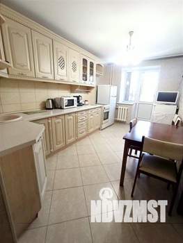 2-к квартира, посуточно, 60м2, 1/1 этаж