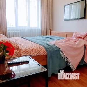 1-к квартира, посуточно, 40м2, 1/1 этаж