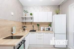 1-к квартира, посуточно, 37м2, 1/1 этаж