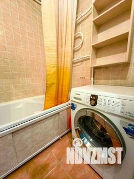 1-к квартира, посуточно, 60м2, 1/1 этаж